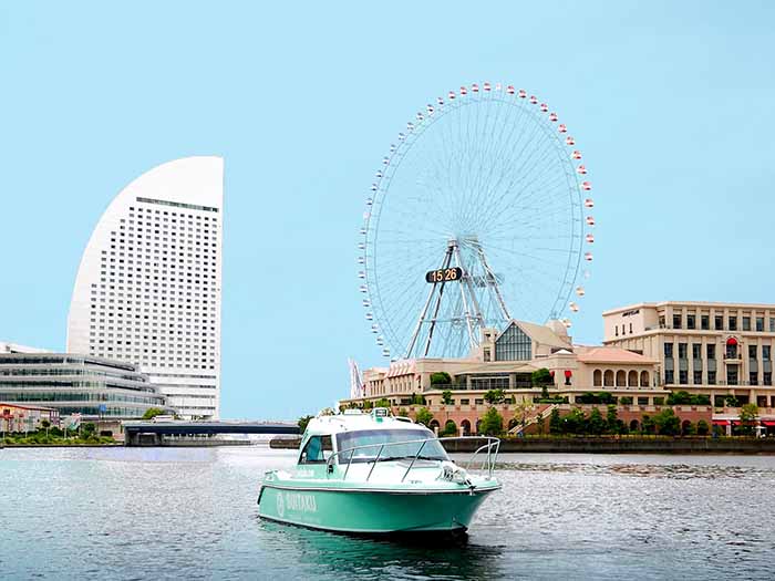 横浜ショートサンセットクルーズ体験。海上施設横浜港ボートパーク